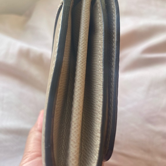 LV Twist  Wallet - Picture 11 of 15